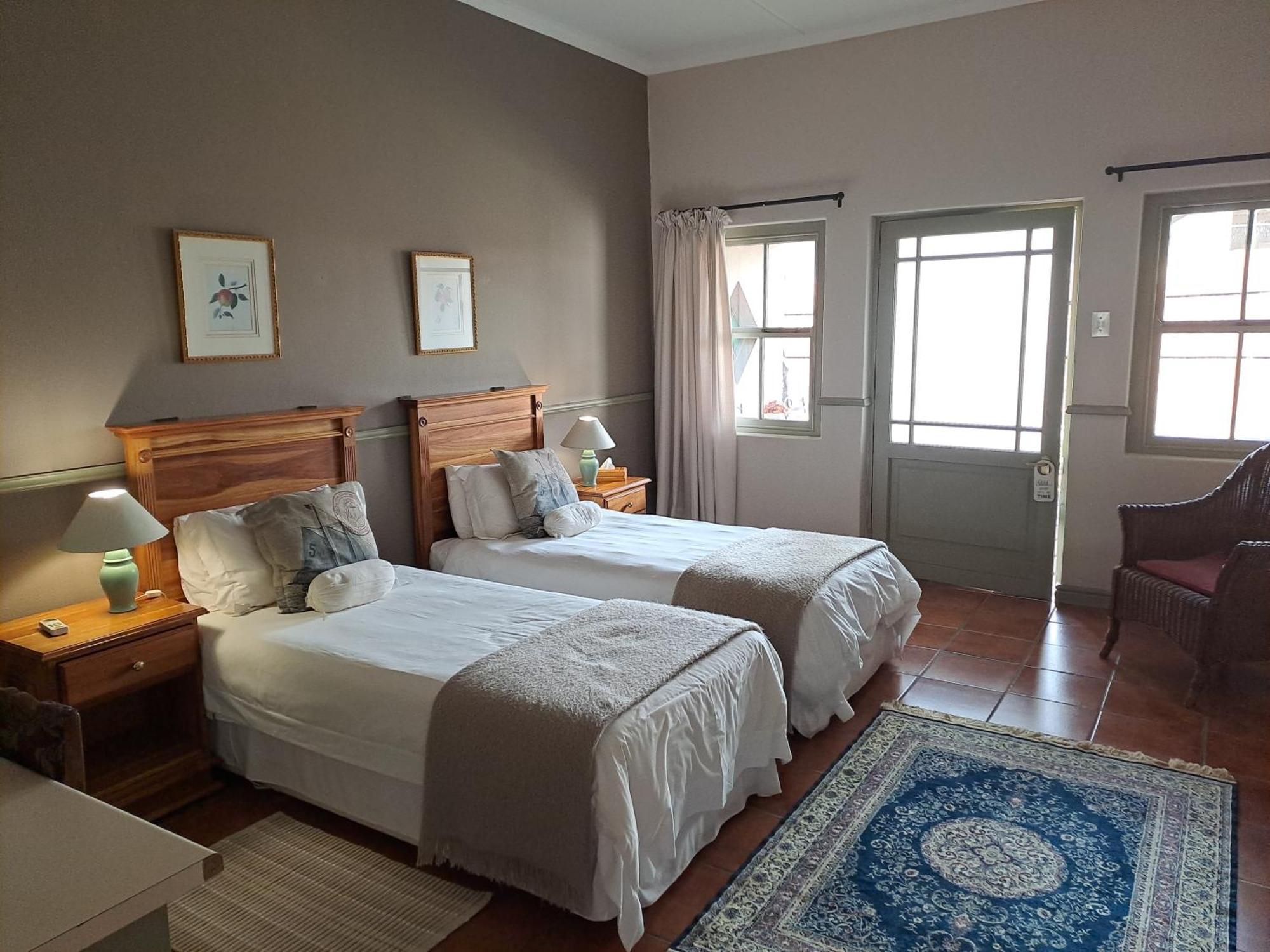 Housemartin Lodge & Self Catering De Rust Esterno foto